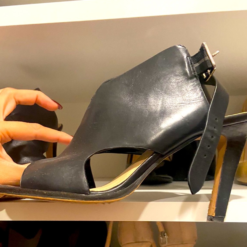 Black Sandals